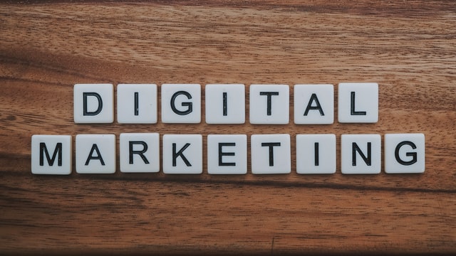 Tips to Elevate Your Digital Marketing Career While Working Full Time